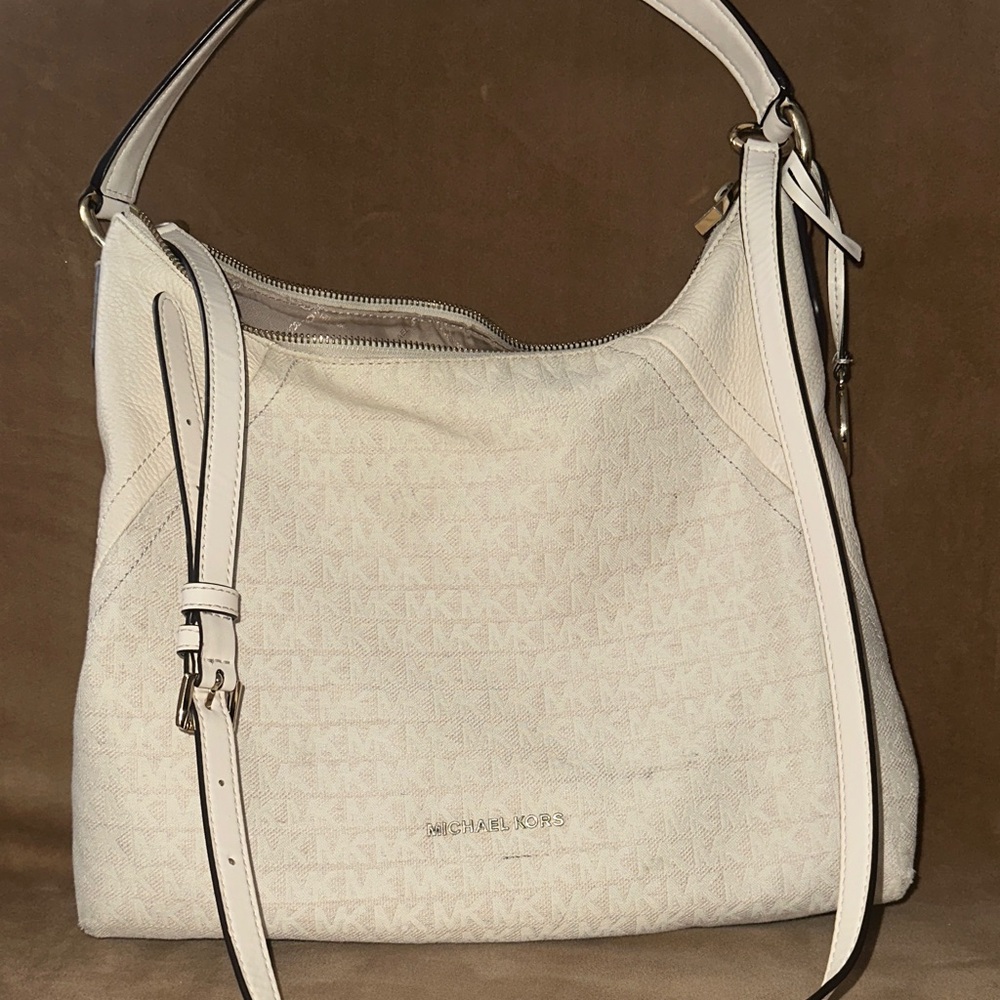 Michael Kors Cream Shoulder Bag